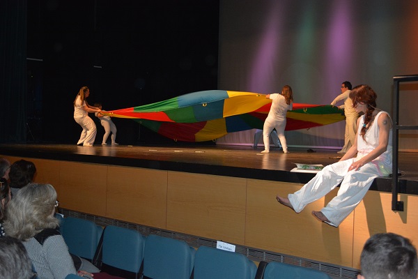 Actuación de AMÁS Escena. Foto: Fundación AMÁS.