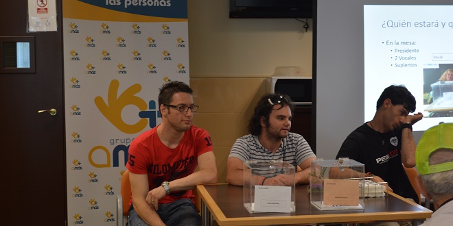 Charla formativa de Plena Inclusión Madrid sobre el proceso de votación en las Elecciones Generales. Foto: Fundación AMÁS.