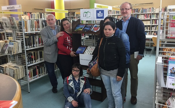 Inaugurado el punto de lectura accesible en la Biblioteca Rigoberta Menchú de Leganés. Foto: Fundación AMÁS.